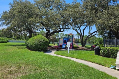 Touwnhouse à vendre à Tampa, Floride: 3 chambres, 172.33 m2 № 1905519 - photo 11