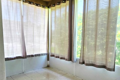 Touwnhouse à vendre à Tampa, Floride: 3 chambres, 172.33 m2 № 1905519 - photo 10