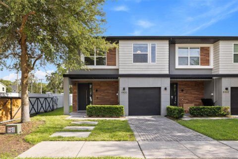 Touwnhouse à vendre à Kissimmee, Floride: 4 chambres, 165.18 m2 № 2318534 - photo 3