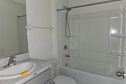 Купить виллу или дом в Брейдентон, Флорида 7 комнат, 134.89м2, № 2361471 - фото 10