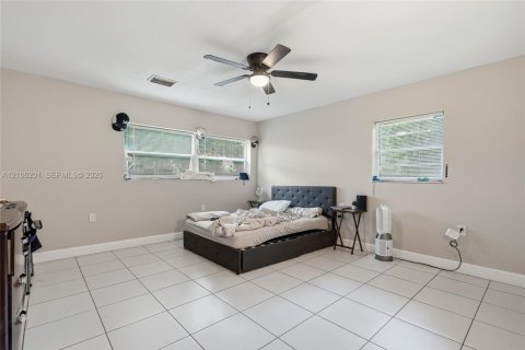 House in St. Lucie, Florida 2 bedrooms, 170.38 sq.m. № 2428167 - photo 29