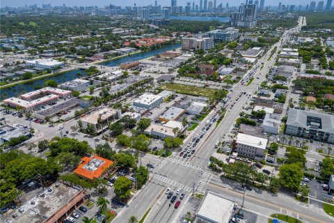 Commercial property in North Miami Beach, Florida № 1964891 - photo 22