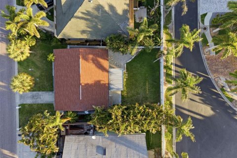 House in Redington Shores, Florida 2 bedrooms, 89.28 sq.m. № 2232165 - photo 28