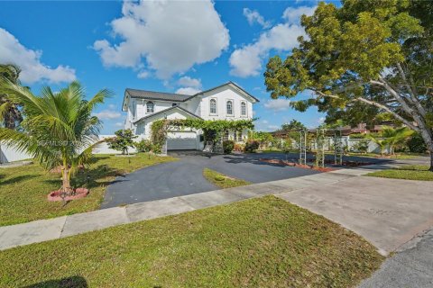 Купить виллу или дом в Майами, Флорида 4 спальни, 369.47м2, № 1995293 - фото 18