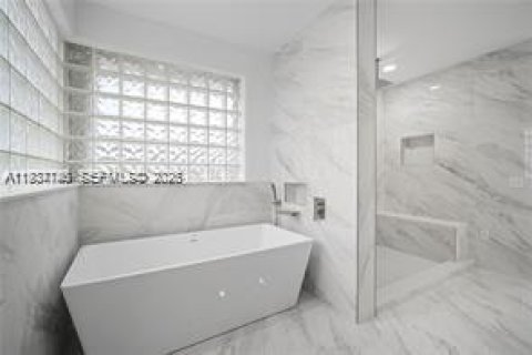 Купить виллу или дом в Майами, Флорида 4 спальни, 369.47м2, № 1995293 - фото 10