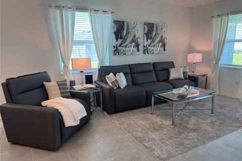 Casa en alquiler en Sarasota, Florida, 3 dormitorios, 167.22 m2 № 1670090 - foto 8