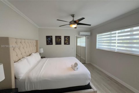 Casa en alquiler en Bay Harbor Islands, Florida, 2 dormitorios, 71.53 m2 № 2048155 - foto 13