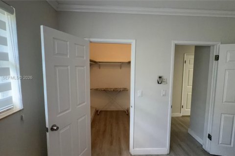 Casa en alquiler en Bay Harbor Islands, Florida, 2 dormitorios, 71.53 m2 № 2048155 - foto 15