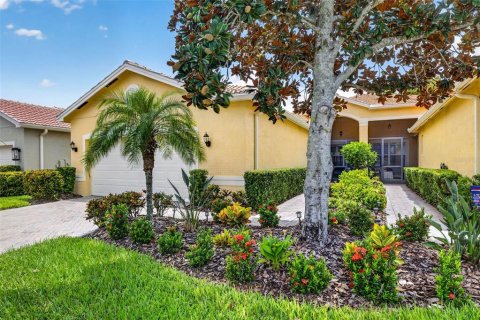 House in Wimauma, Florida 3 bedrooms, 158.31 sq.m. № 2273018