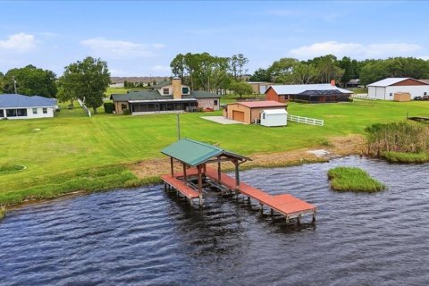 Villa ou maison à vendre à Lake Alfred, Floride: 4 chambres, 303.7 m2 № 2142737 - photo 13