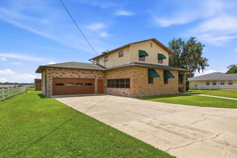 Villa ou maison à vendre à Lake Alfred, Floride: 4 chambres, 303.7 m2 № 2142737 - photo 3
