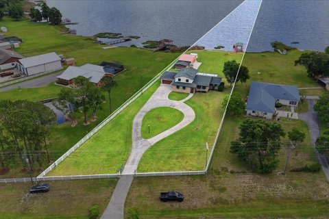 Villa ou maison à vendre à Lake Alfred, Floride: 4 chambres, 303.7 m2 № 2142737 - photo 10