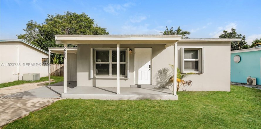 Villa ou maison à Oakland Park, Floride 2 chambres, 76.92 m2 № 1982114