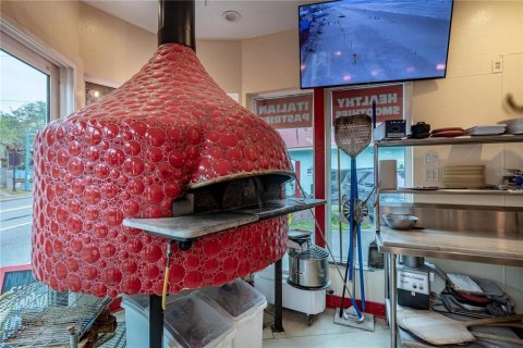 Купить коммерческую недвижимость в Нью-Смирна-Бич, Флорида 167.32м2, № 1560181 - фото 9