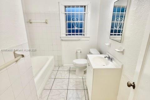 Villa ou maison à louer à Miami, Floride: 3 chambres, 95.22 m2 № 1965365 - photo 9