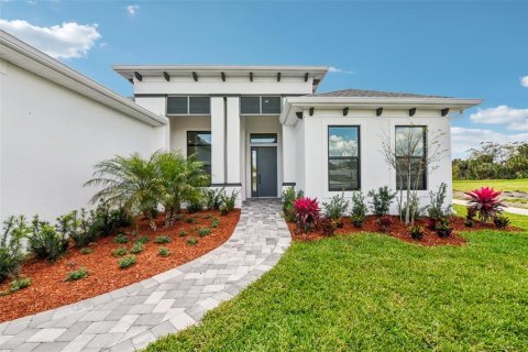 House in Melbourne, Florida 4 bedrooms, 218.97 sq.m. № 1598728 - photo 5