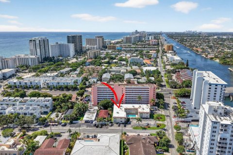 Condo in Pompano Beach, Florida, 1 bedroom № 2258184 - photo 28