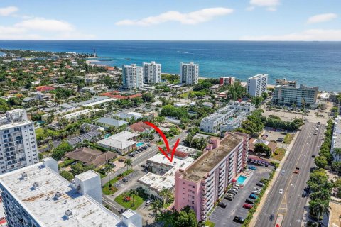 Condo in Pompano Beach, Florida, 1 bedroom № 2258184 - photo 26