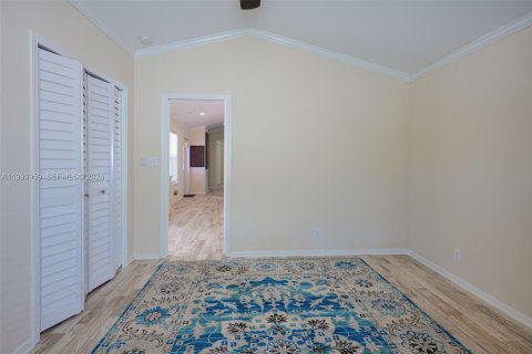 House in Key Largo, Florida 2 bedrooms, 71.35 sq.m. № 2052481 - photo 28