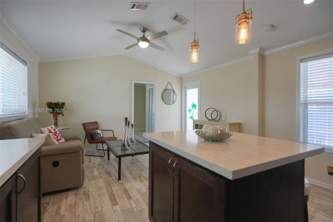 House in Key Largo, Florida 2 bedrooms, 71.35 sq.m. № 2052481 - photo 21