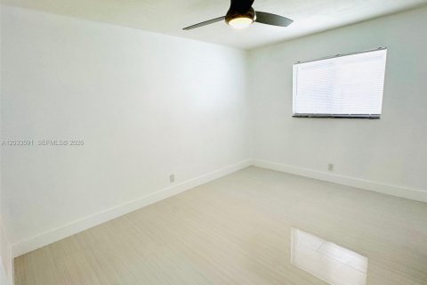 House in Wilton Manors, Florida 3 bedrooms, 123.1 sq.m. № 2088405 - photo 22