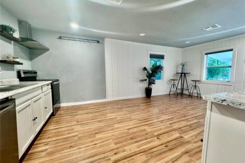 House in Williston, Florida 2 bedrooms, 98.2 sq.m. № 1353377 - photo 8