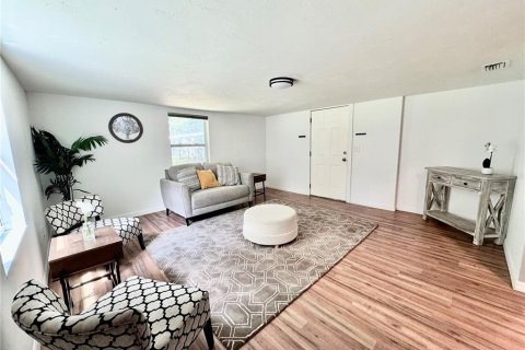 House in Williston, Florida 2 bedrooms, 98.2 sq.m. № 1353377 - photo 6