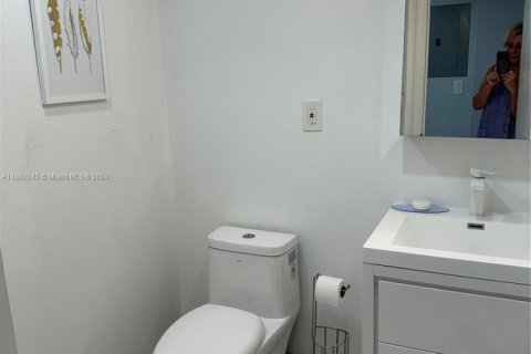 Copropriété à louer à Sunny Isles Beach, Floride: 1 chambre, 93.37 m2 № 1959671 - photo 6