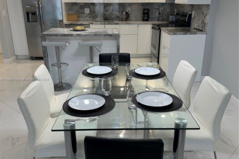 Copropriété à louer à Sunny Isles Beach, Floride: 1 chambre, 93.37 m2 № 1959671 - photo 13