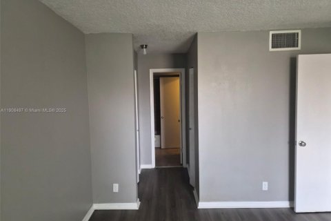 Купить кондоминиум в Дейви, Флорида 4 комнаты, 74.32м2, № 1964758 - фото 22