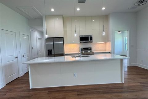 House in Rotonda, Florida 4 bedrooms, 155.8 sq.m. № 1912565 - photo 4