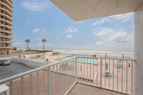Copropriété à vendre à Daytona Beach, Floride: 2 chambres, 108.79 m2 № 1773650 - photo 25