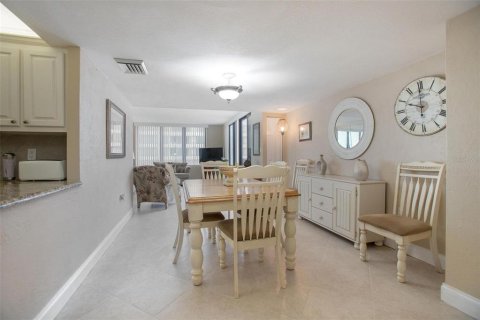 Copropriété à vendre à Daytona Beach, Floride: 2 chambres, 108.79 m2 № 1773650 - photo 22