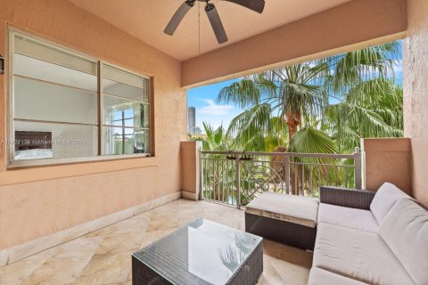 Condo in Miami Beach, Florida, 2 bedrooms № 1994272 - photo 6