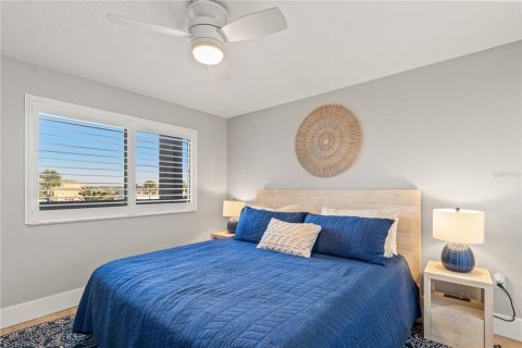 Condo in Hudson, Florida, 2 bedrooms  № 2103465 - photo 14