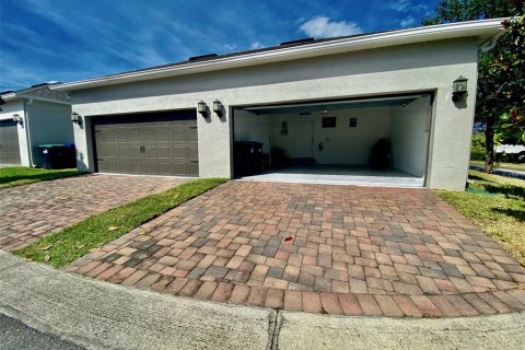 Touwnhouse à louer à Windermere, Floride: 3 chambres, 162.39 m2 № 2096392 - photo 16