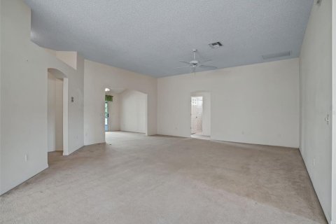 Villa ou maison à vendre à The Villages, Floride: 3 chambres, 184.13 m2 № 2411674 - photo 4