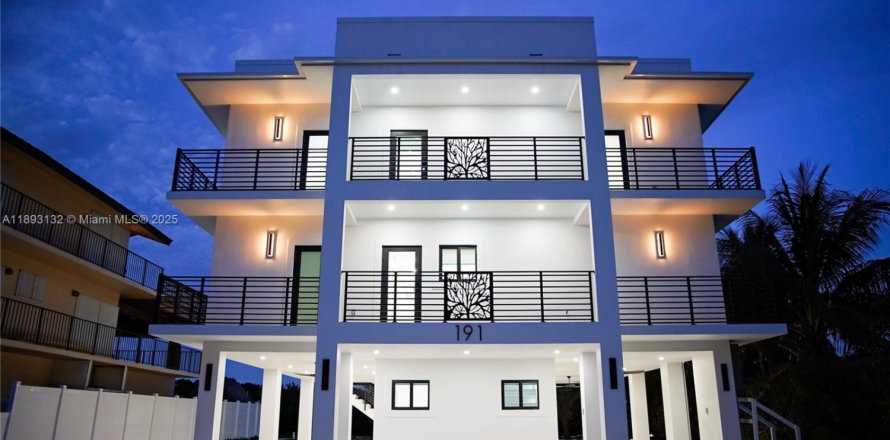 Villa ou maison à Tavernier, Floride 5 chambres № 1951330