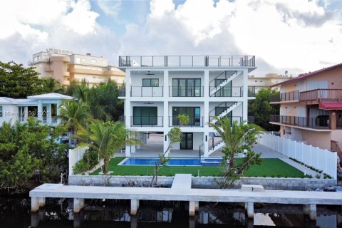 Villa ou maison à vendre à Tavernier, Floride: 5 chambres № 1951330 - photo 4