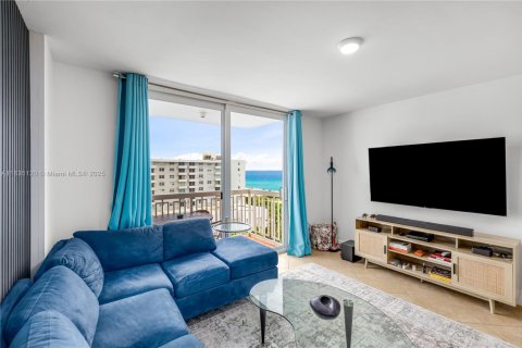 Copropriété à vendre à Miami Beach, Floride: 1 chambre, 60.85 m2 № 1818094 - photo 2