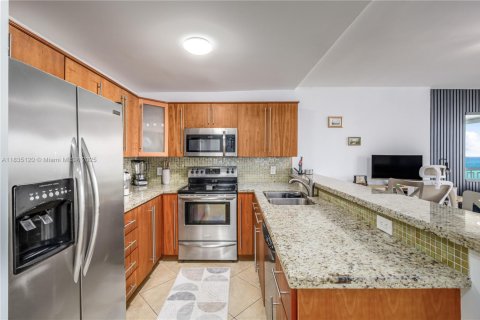 Copropriété à vendre à Miami Beach, Floride: 1 chambre, 60.85 m2 № 1818094 - photo 13