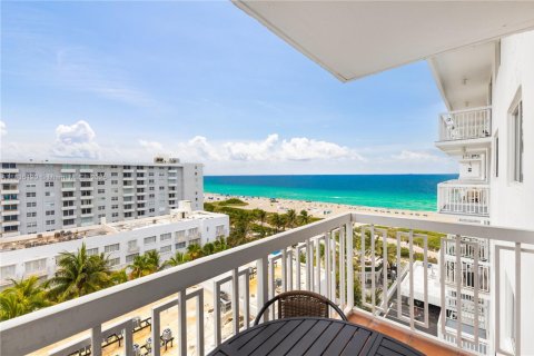 Copropriété à vendre à Miami Beach, Floride: 1 chambre, 60.85 m2 № 1818094 - photo 1