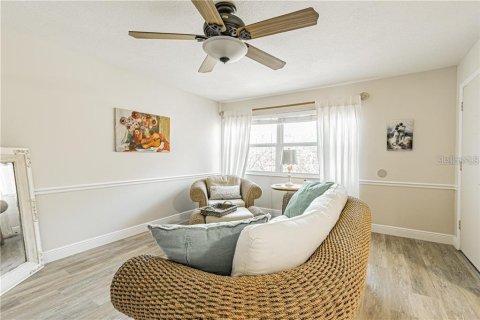 Copropriété à louer à Tampa, Floride: 2 chambres, 75.99 m2 № 2395647 - photo 2