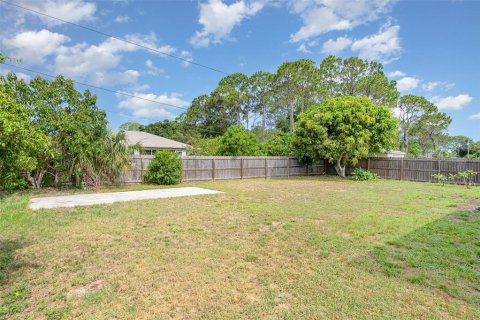 Villa ou maison à vendre à Palm Bay, Floride: 4 chambres, 170.94 m2 № 1829776 - photo 24