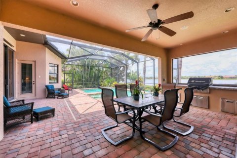 House in Lakewood Ranch, Florida 3 bedrooms, 274.53 sq.m. № 1810280 - photo 24