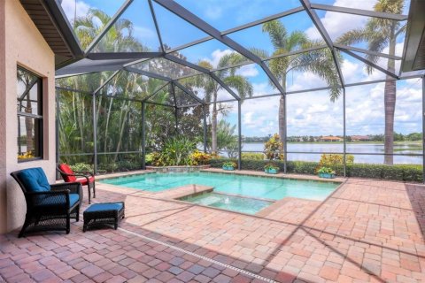 House in Lakewood Ranch, Florida 3 bedrooms, 274.53 sq.m. № 1810280 - photo 28