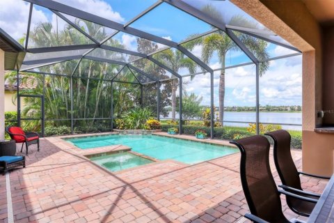 House in Lakewood Ranch, Florida 3 bedrooms, 274.53 sq.m. № 1810280 - photo 27