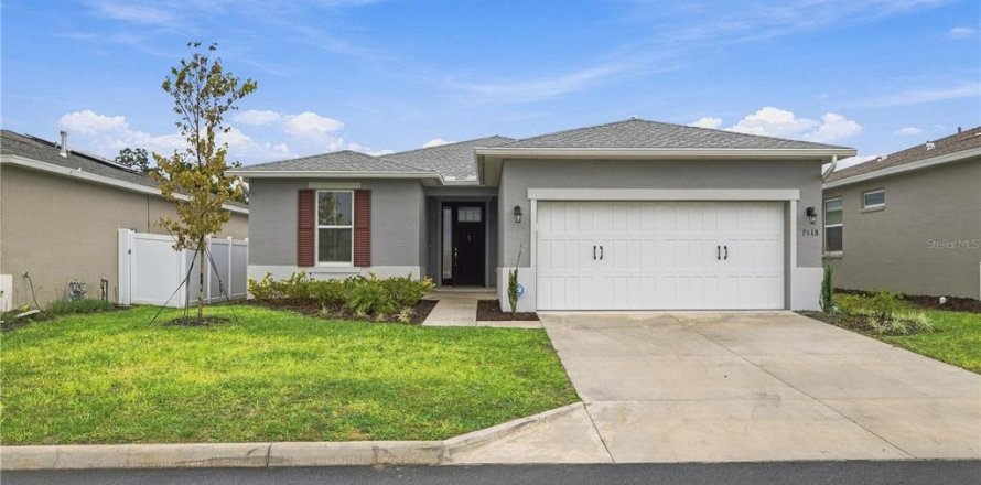 Villa ou maison à Ocala, Floride 4 chambres, 186.83 m2 № 2400089