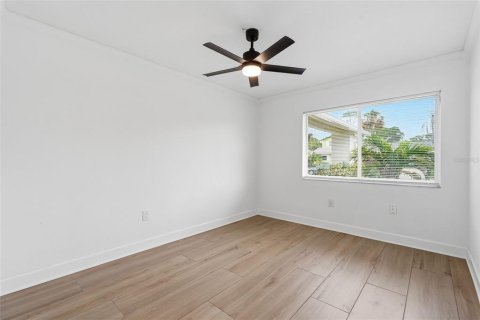 Villa ou maison à vendre à Clearwater, Floride: 3 chambres, 144.46 m2 № 2147631 - photo 7