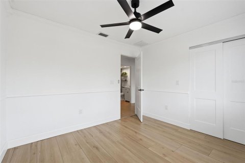 Villa ou maison à vendre à Clearwater, Floride: 3 chambres, 144.46 m2 № 2147631 - photo 13